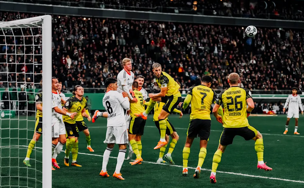 Eintracht Frankfurt vs Dortmund (00:30 – 29/10) | Xem lại trận đấu