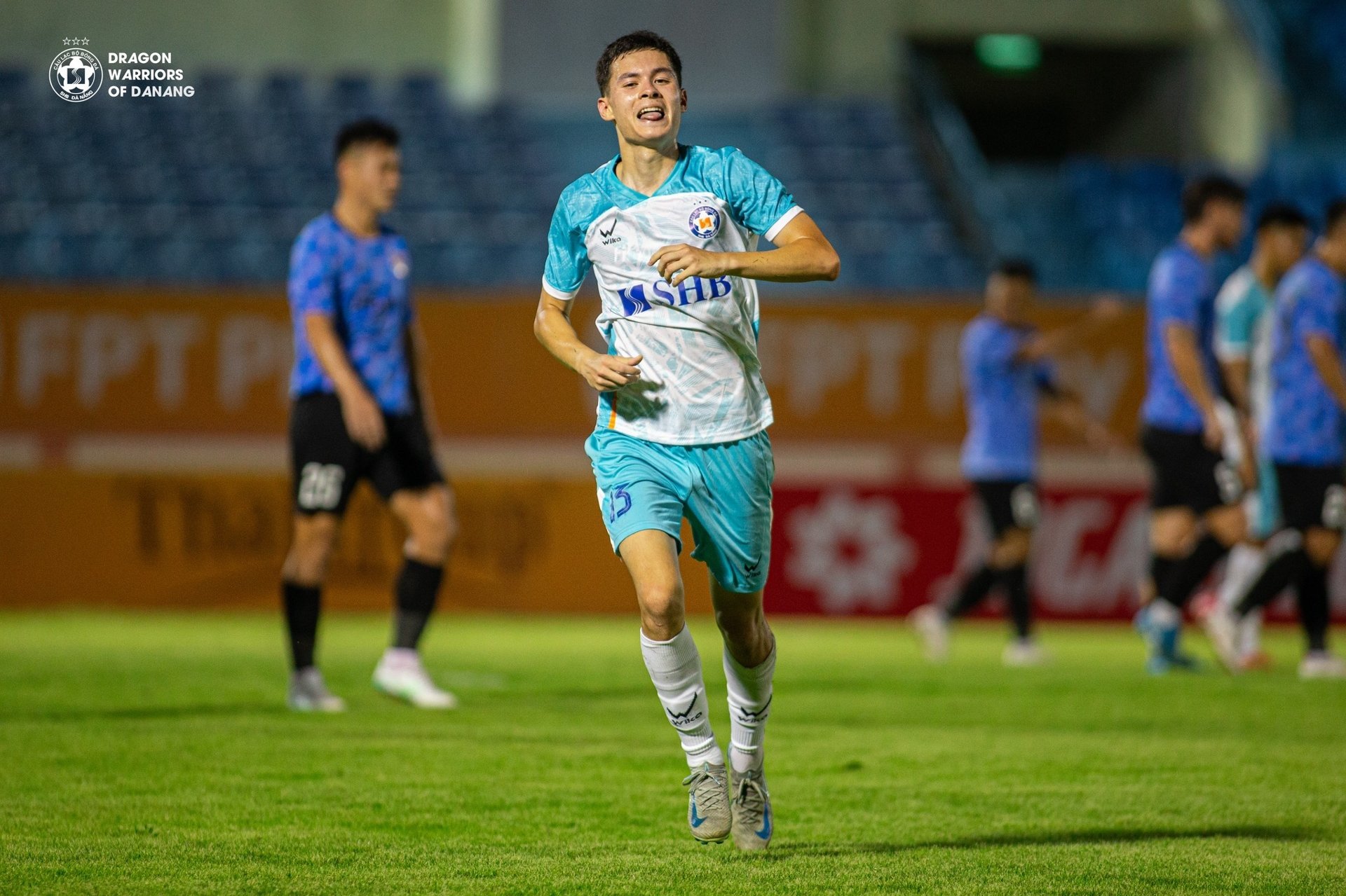 Việt kiều Nga gây ấn tượng mạnh ở trận ra mắt U23 Việt Nam