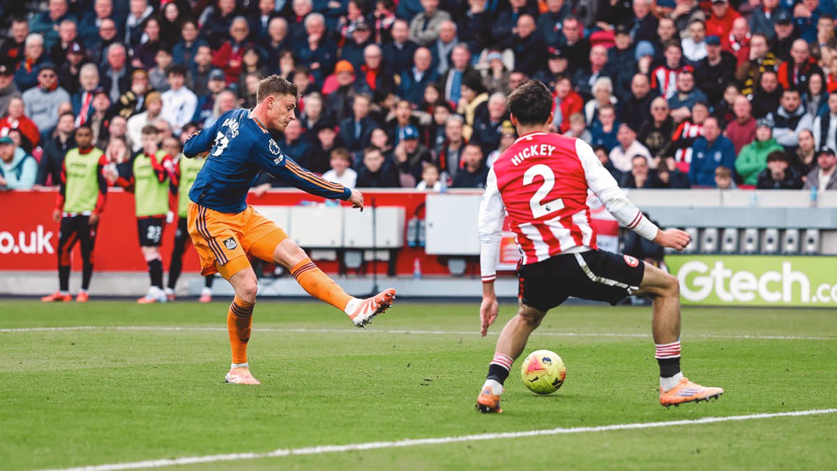 Brentford vs Newcastle United (21:00 – 09/11) | Xem lại trận đấu